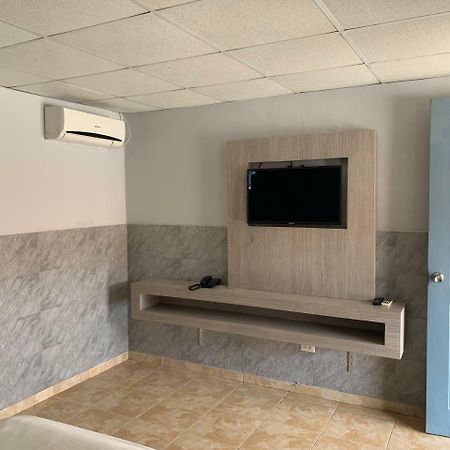 Residencial Aguadulce Hotel Aguadulce  Exterior photo