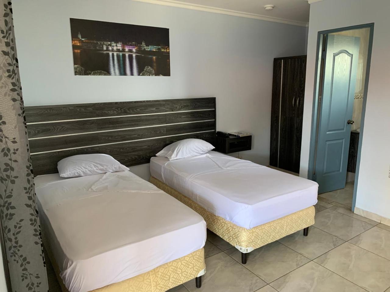 Residencial Aguadulce Hotel Aguadulce  Exterior photo